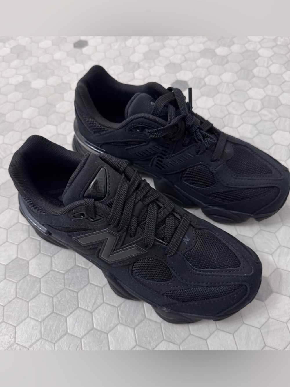 New Balance 9060 black sneakers youth - Picture 3 of 8
